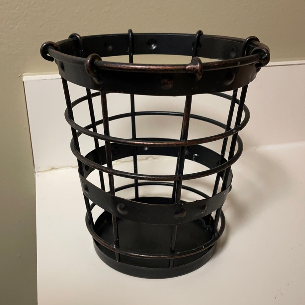 Farmhouse style black metal iron utensil holder